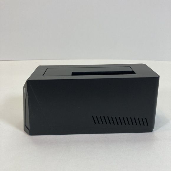 SABRENT hard drive docking station, SSD HDD 2.5" 3.5" SATA case dock (EC-UBLB) - Picture 6 of 12